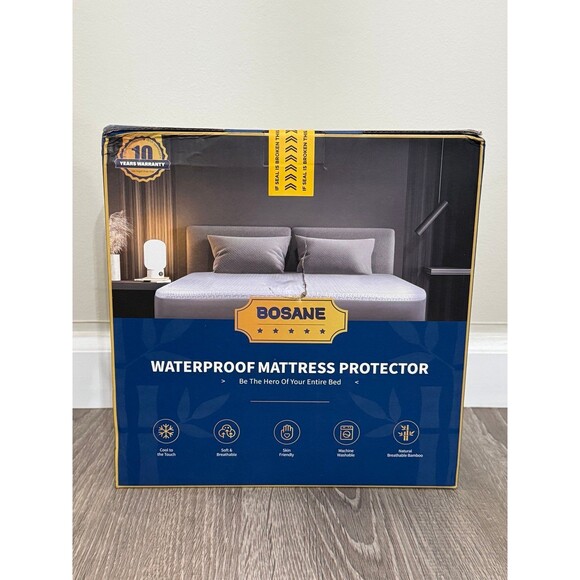 Waterproof Queen Mattress Protector - Picture 1 of 8